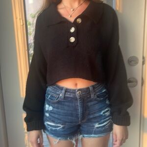 Black Crop Top-by HYFVE